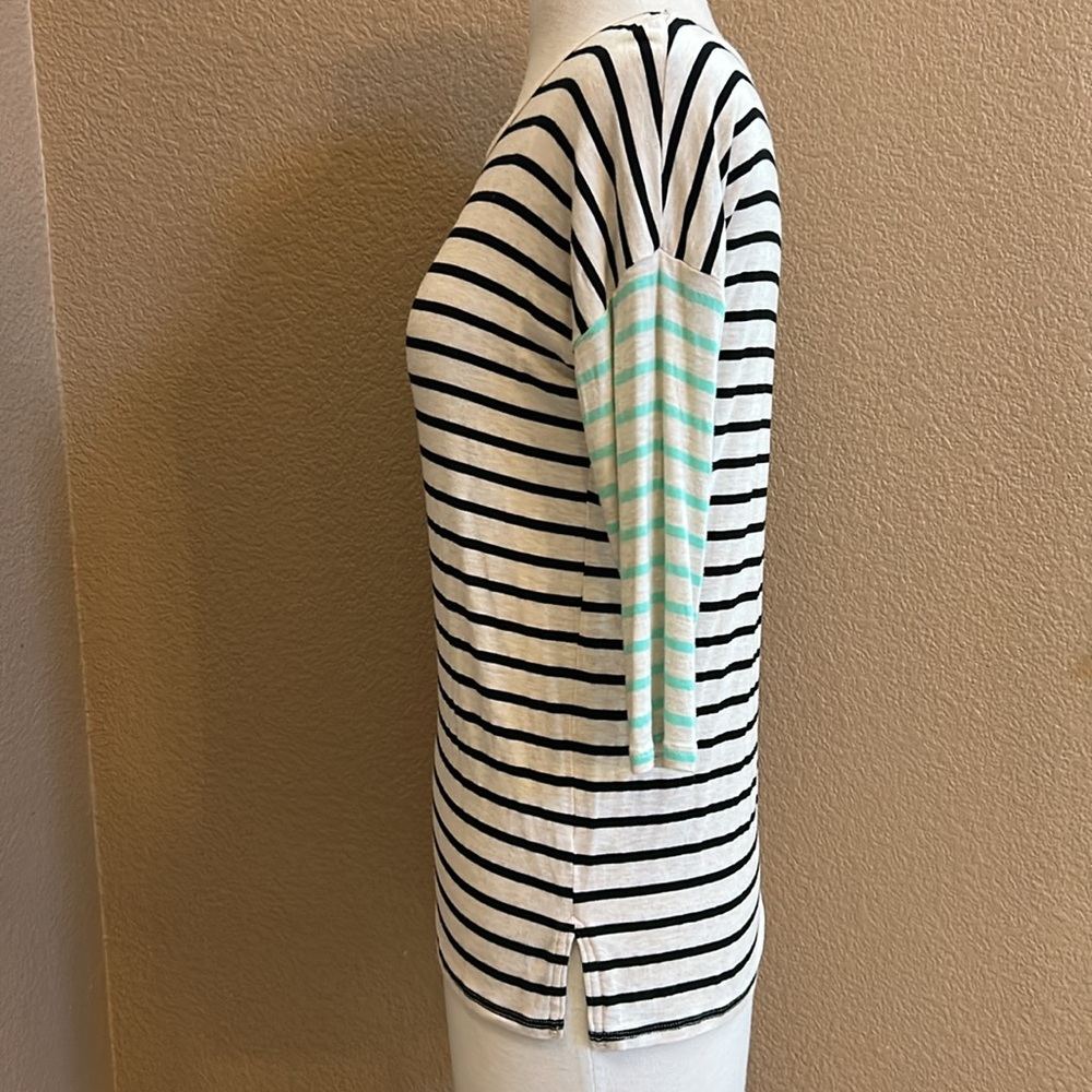 Olive & Oak/Anthropologie Striped Black and White Women's Top - Picture 2 of 6